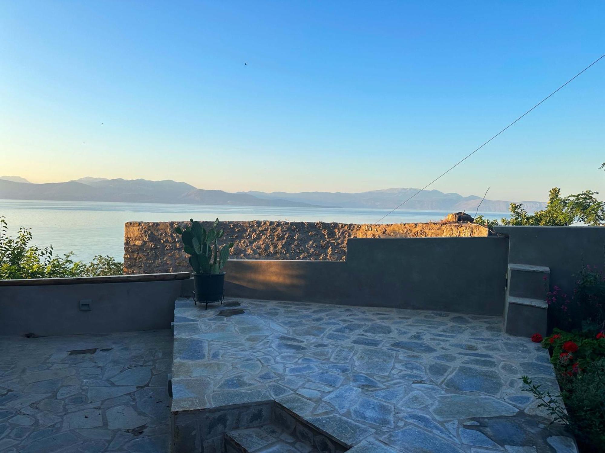 Fteri Stone House In Platanos, Akrata Apartment *