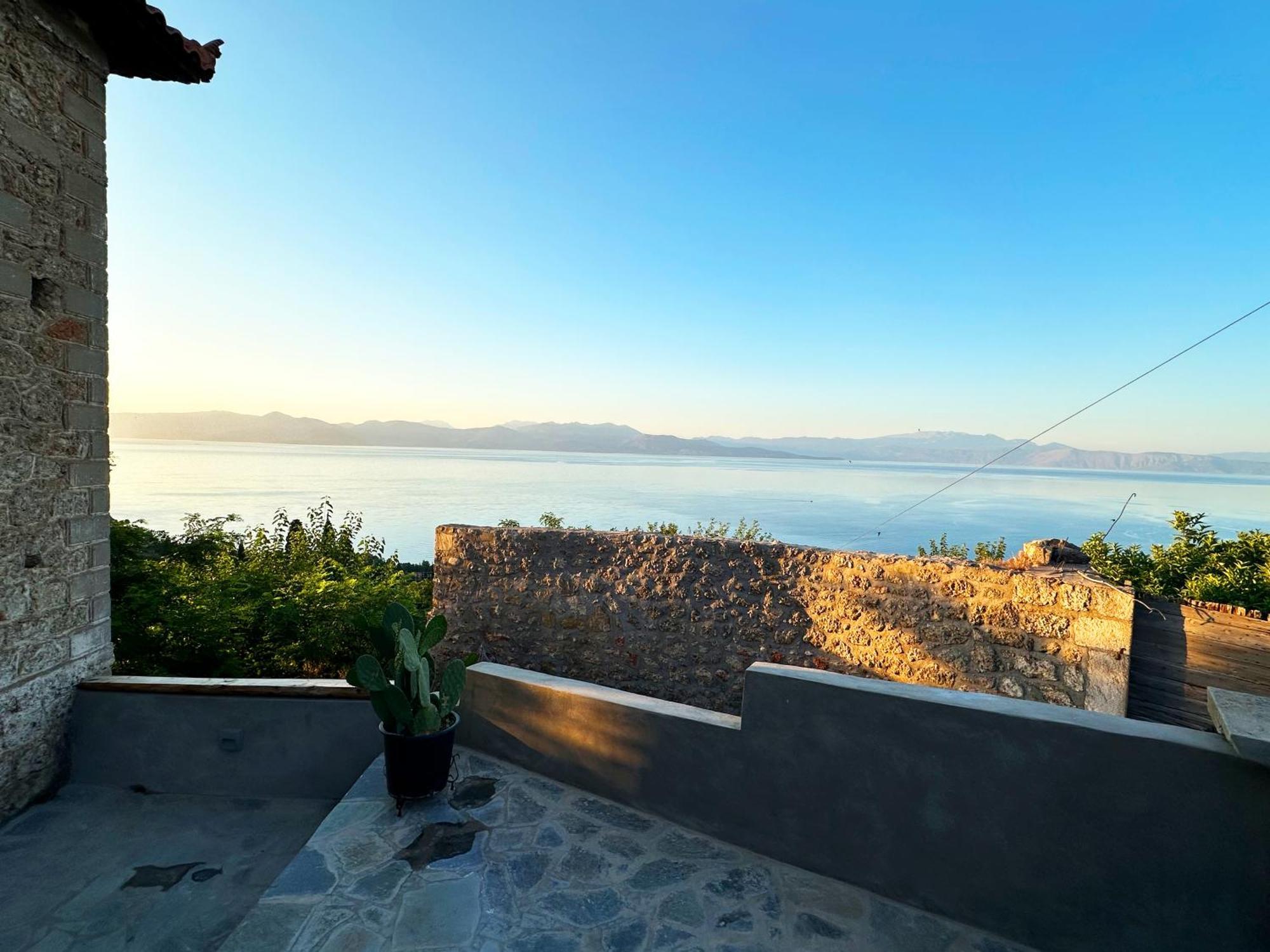 Fteri Stone House In Platanos, Akrata * Platanos (Peloponnese)