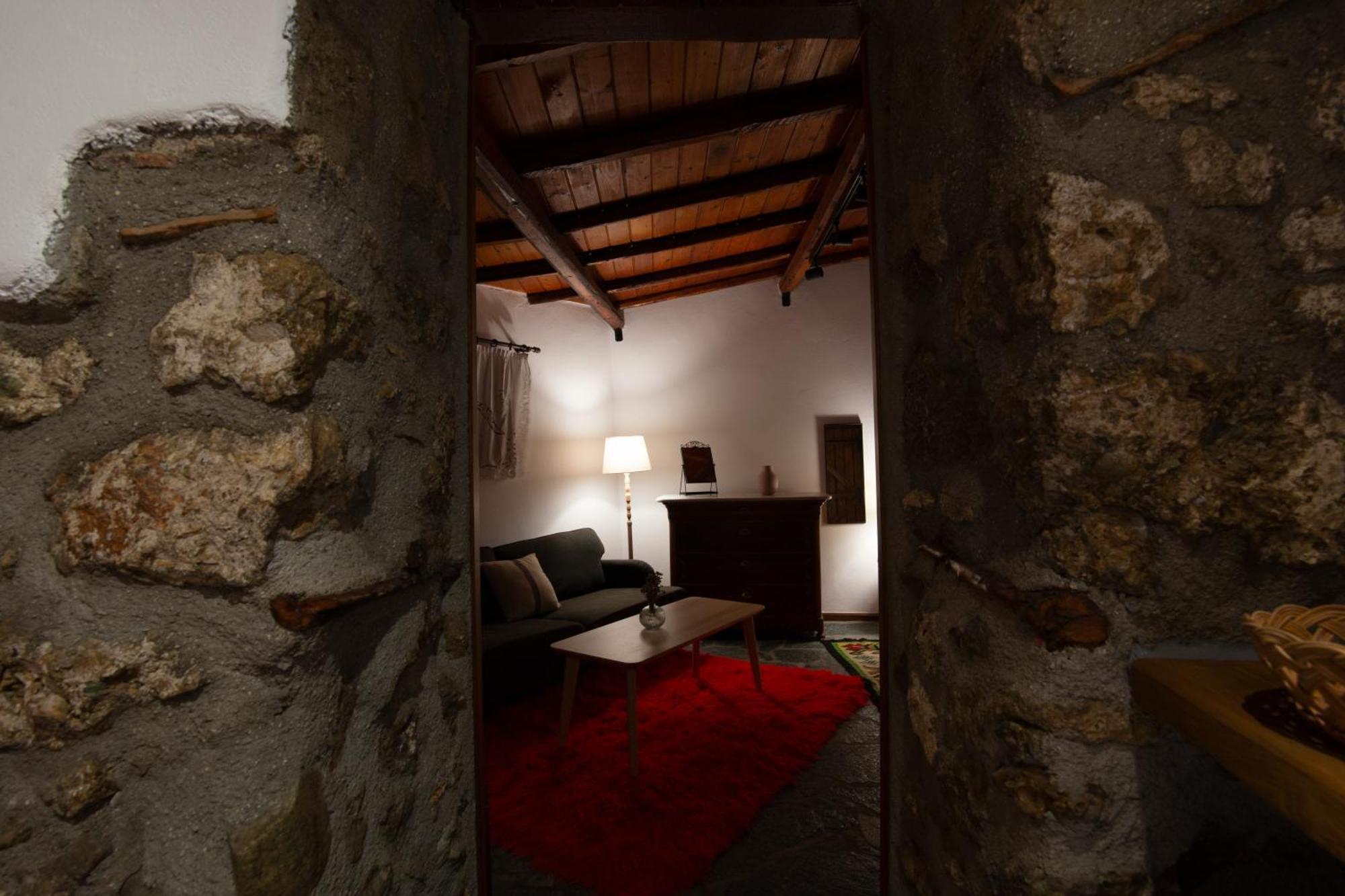 Apartment Fteri Stone House In Platanos, Akrata *